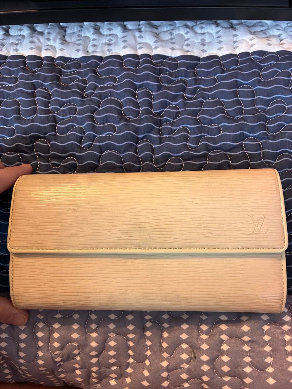 Vintage Louis Vuitton Epi Leather Wallet – Ivory/Beige